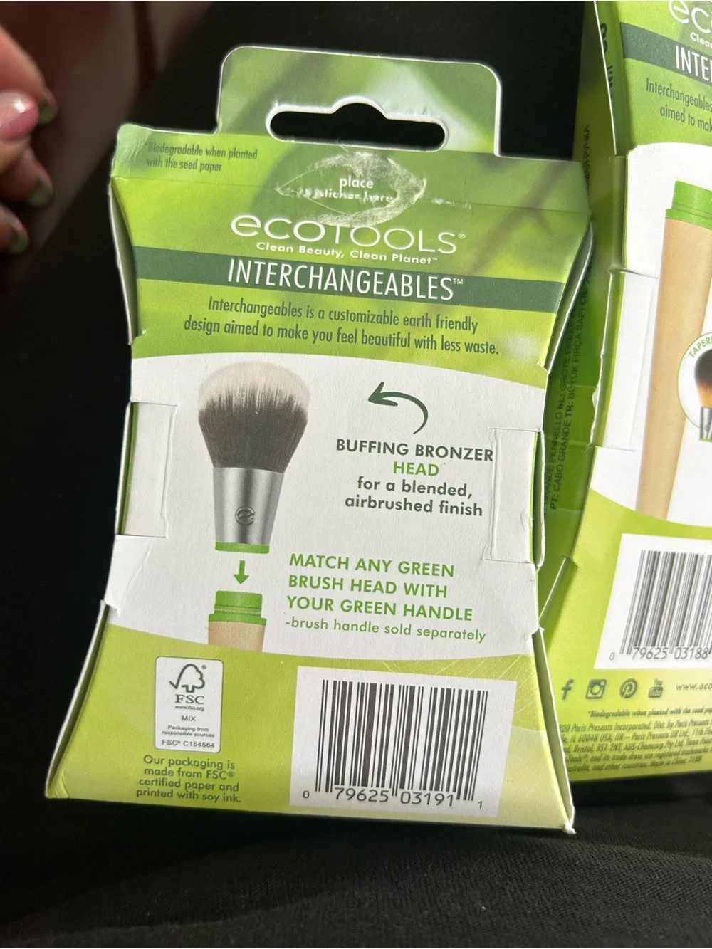 ecotools Interchangeables Buffing Bronzer Head with Green & Beige Handle